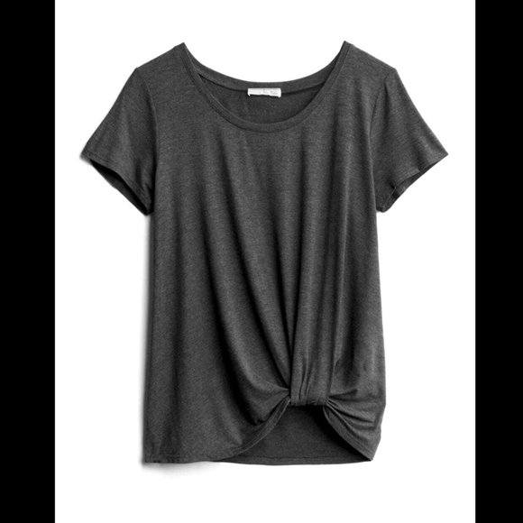 nine britton Tops - Women's Size M Stitch Fix NINE BRITTON Grey Levie Knot Front Knit Tee Rayon- NEW